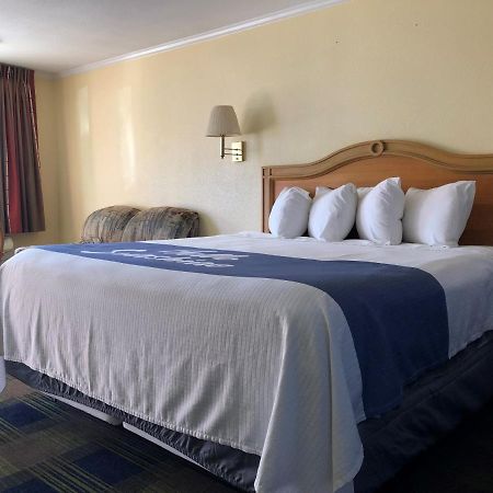 Days Inn By Wyndham Alamogordo White Sands Exteriör bild