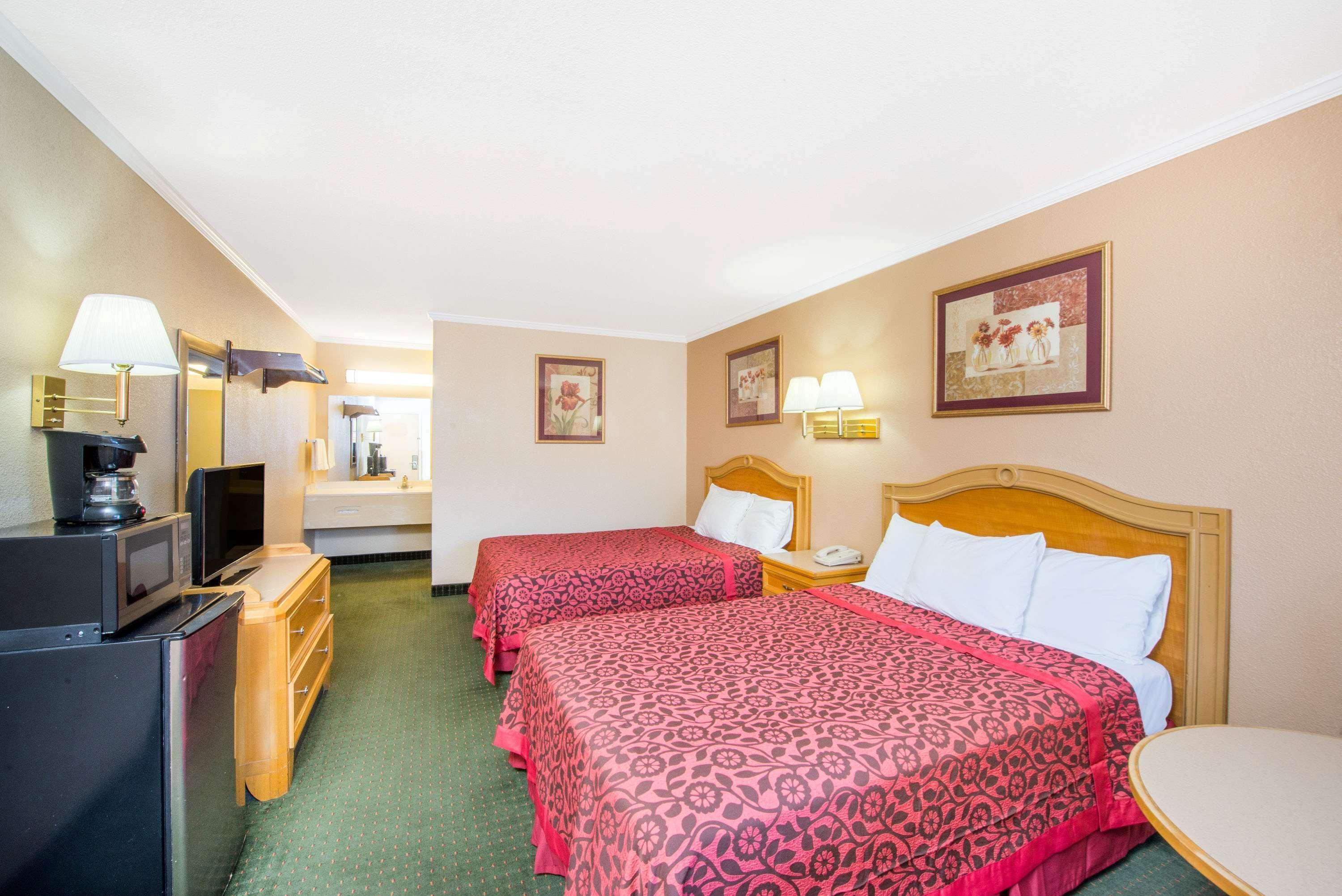 Days Inn By Wyndham Alamogordo White Sands Exteriör bild