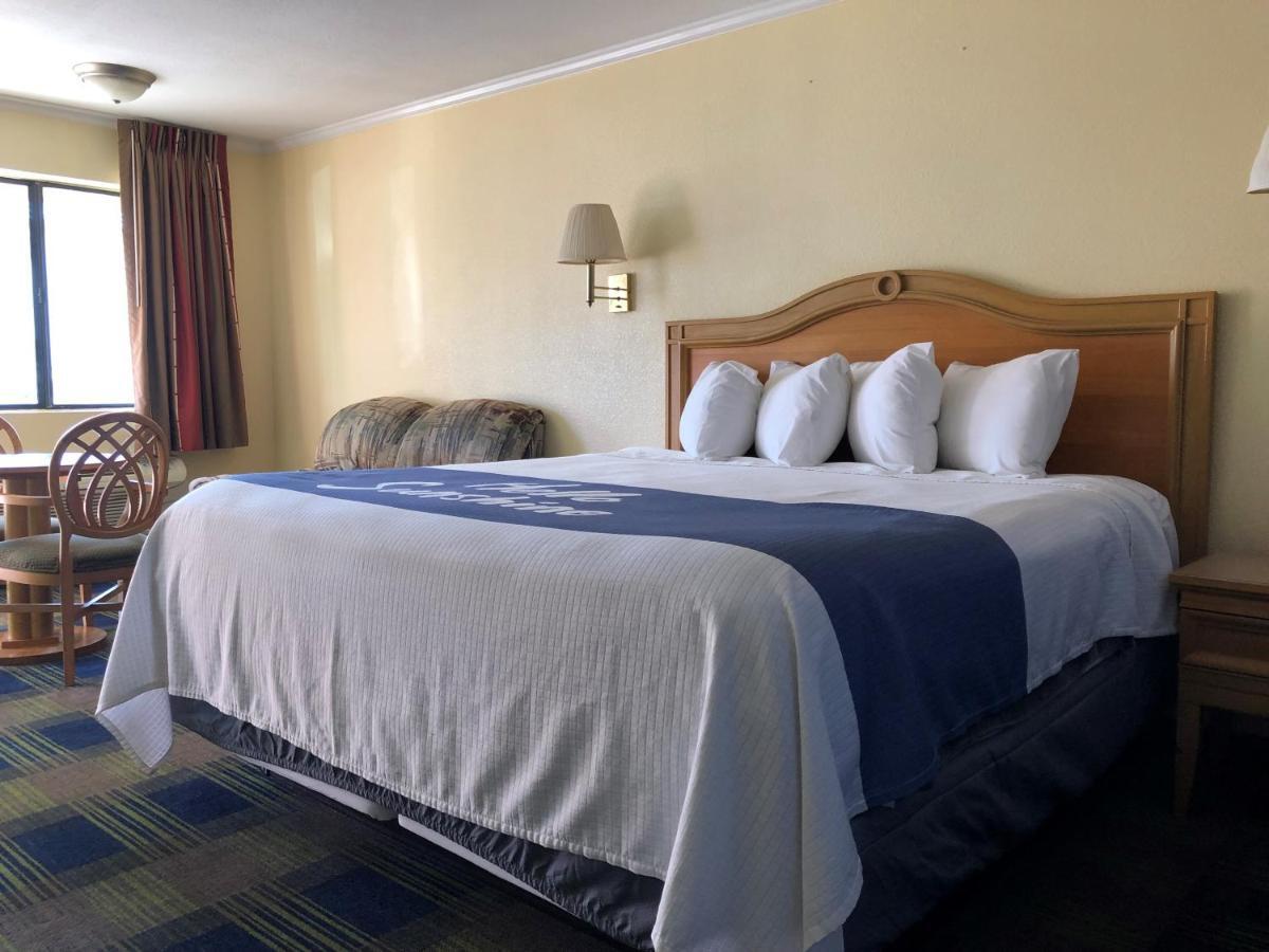 Days Inn By Wyndham Alamogordo White Sands Exteriör bild